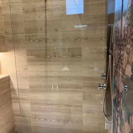 Le Dimore Del Gufo - Royal Bed & Breakfast