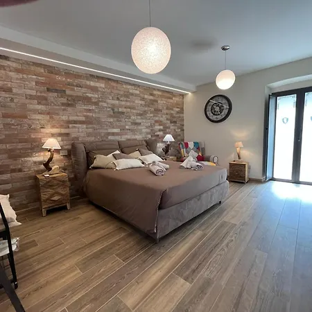 Le Dimore Del Gufo - Royal Bed & Breakfast Venosa